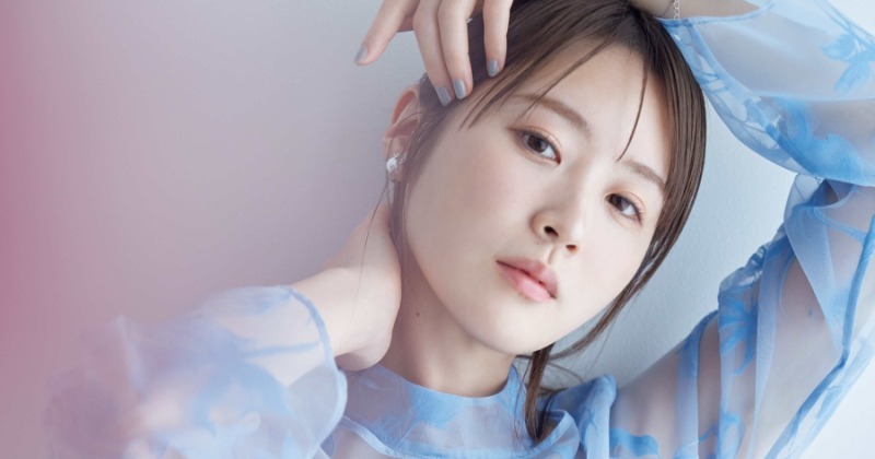 高山一実、大人のフェミニティ醸し出す… CELFORD特別企画に登場