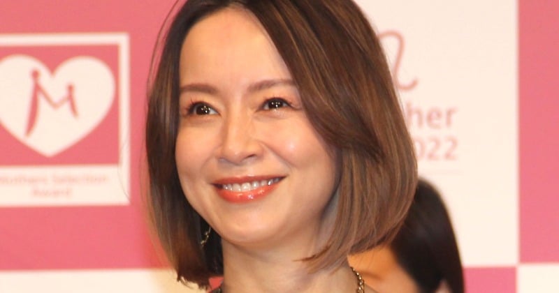 鈴木亜美、4歳・息子撮影の“贅沢タイム”ショットを公開「笑顔増し増し」「写ってしまった指かわいい」