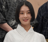 ����w�Q�l�X�x�m�Ï���J�E�͂ݎ�ނɎQ����������(C)ORICON NewS inc. 