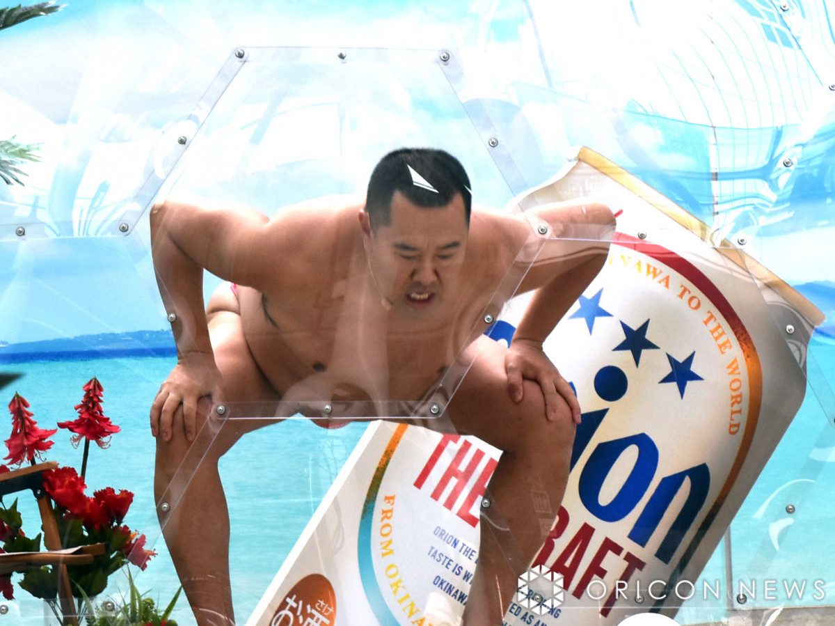 w^~̃T}[h[ by OrionxPR\ɓoꂵƂɂ邢 (C)ORICON NewS inc. 