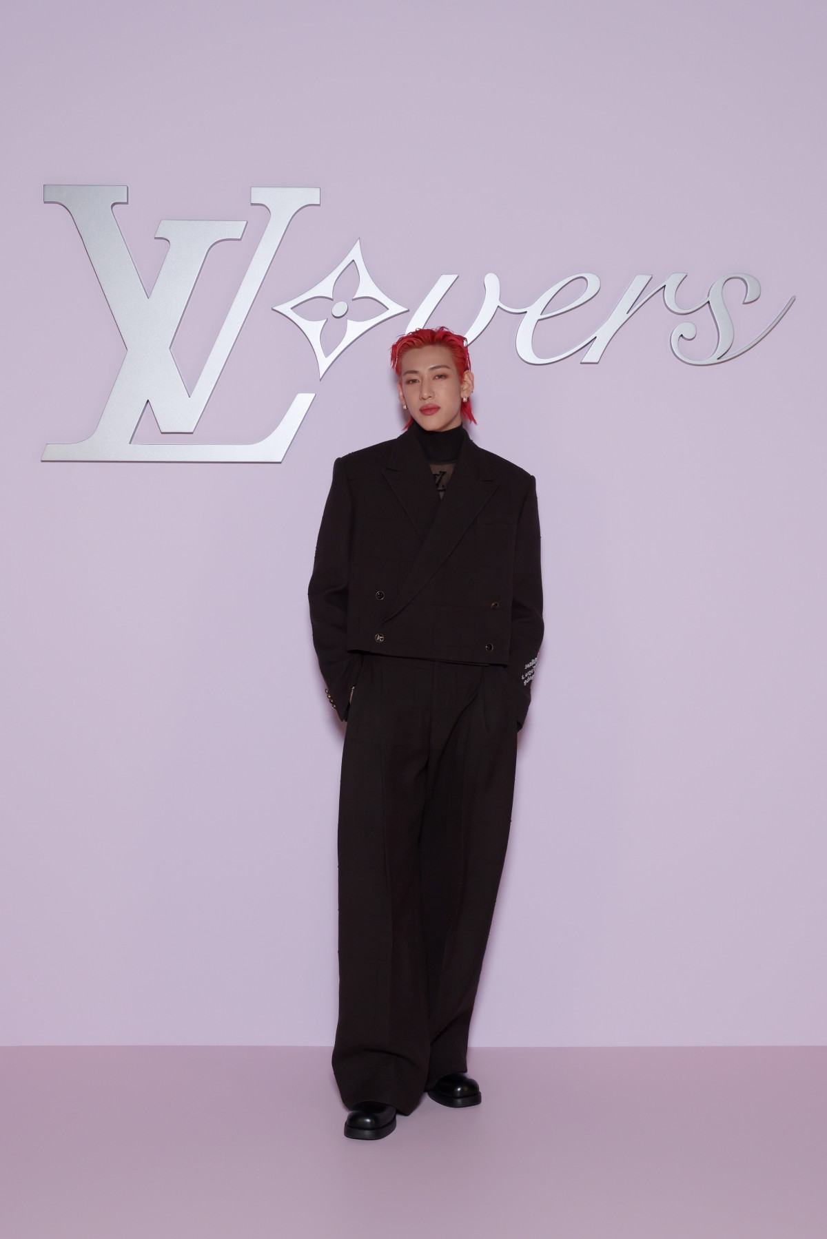 CEBg 2025H~YERNV V[ɗꂵxx (C)LOUIS VUITTON 