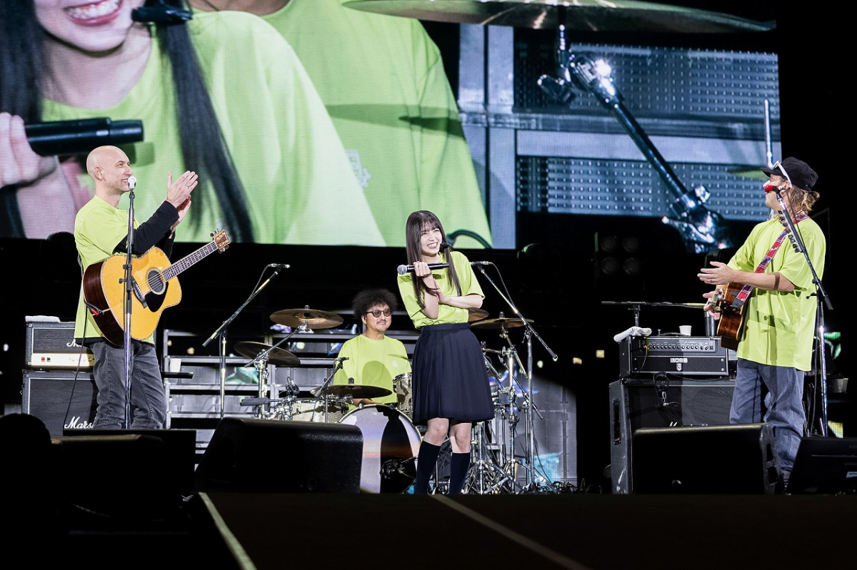 久保史緒里の青春文化祭　シャカシャカ上下セット 久保史緒里の青春文化祭 シャカシャカ 上 サイズL - メルカリ