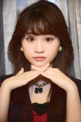 �w�����D���x�Řb��c�É���J�X�A���a�A�C�h������ ���̃X�^�C���u�b�N�̐�s�J�b�g���J 