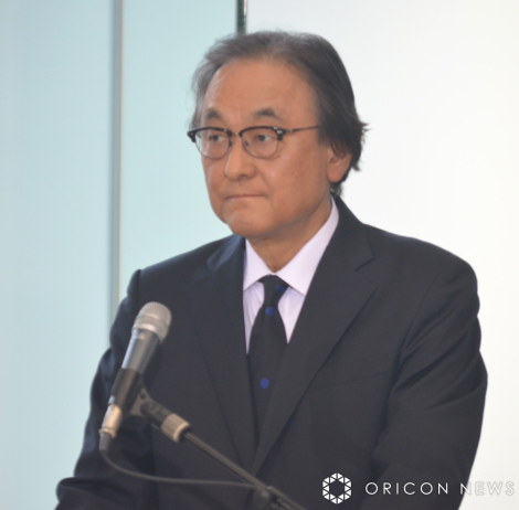 �����������ɏo�Ȃ����t�W�E���f�B�A�E�z�[���f�B���O�X�E�����C�В��iC�jORICON NewS inc. 