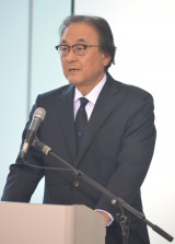 �����������ɏo�Ȃ����t�W�E���f�B�A�E�z�[���f�B���O�X�E�����C�В��iC�jORICON NewS inc. 