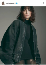 佐田真由美、“超ミニ”のホットパンツから美脚披露 『otona MUSE