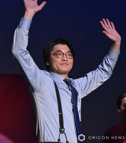 ���⍁�E�V�R �iC�jORICON NewS inc. 