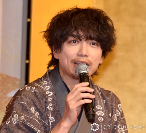 �~���[�W�J���w���a���\����S���x�̐��씭�\�ɓo�ꂵ���R���O�Y �iC�jORICON NewS inc. 