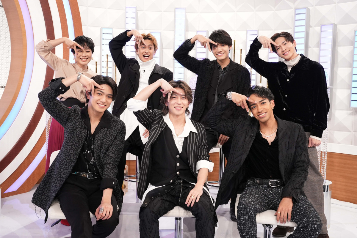 8wwith MUSICxɏoA! groupALRqA(C){er 