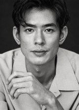 ���N��́w�L�b�Z��!�x��䒷�����ɒ������u���̒ʂ�����l�̐l�ԂƂ��ĕ\������v 