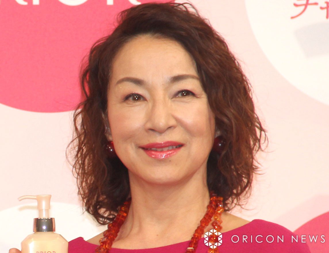 美枝子 原田美枝子、親子ショットで“母の顔” 娘・優河が33歳誕生日に思い出写真を公開「可愛い」「素敵な写真！」 | ORICON NEWS