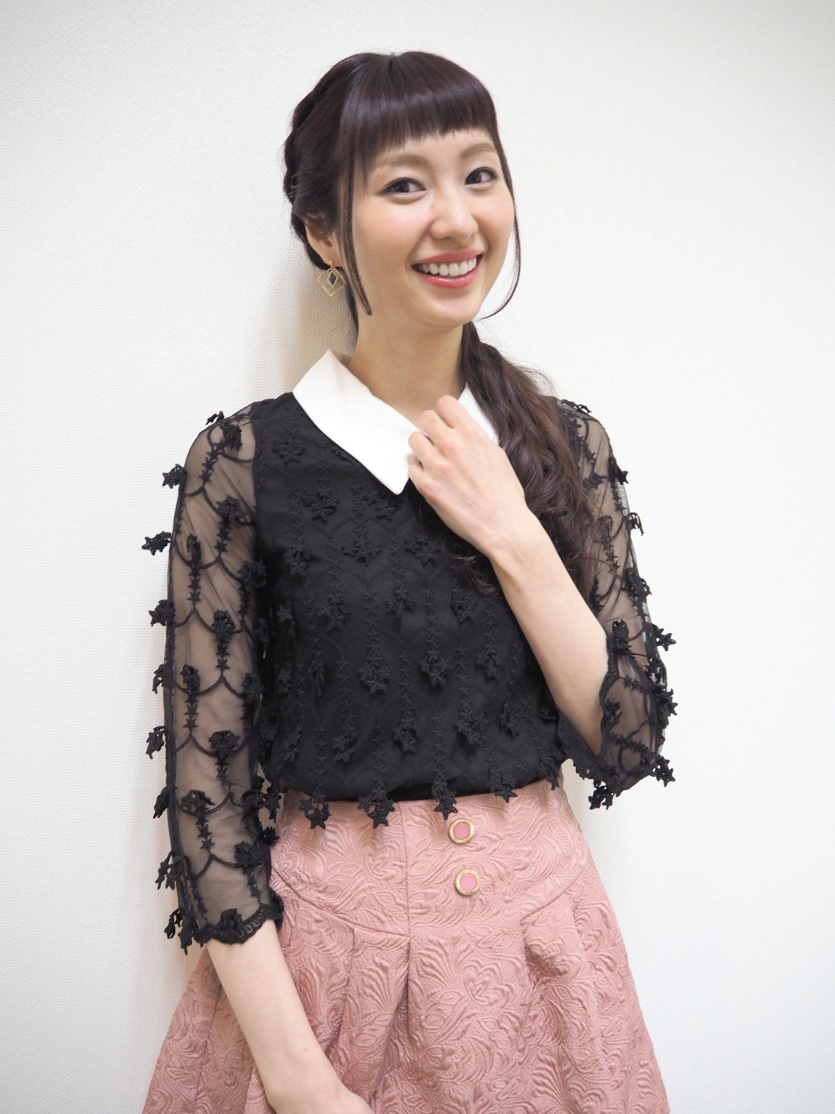 戸松遥 35歳・声優の戸松遥、第2子妊娠を発表 ライブ控え「安全第一のパフォーマンス」 | ORICON NEWS