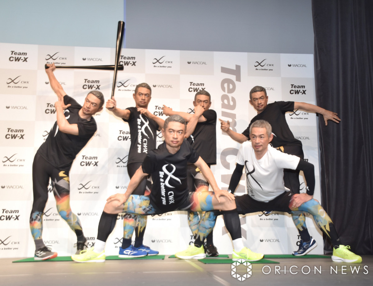 wR[uTeam CW-XvVo[E&uCW-XvVi\x̖͗l (C)ORICON NewS inc. 