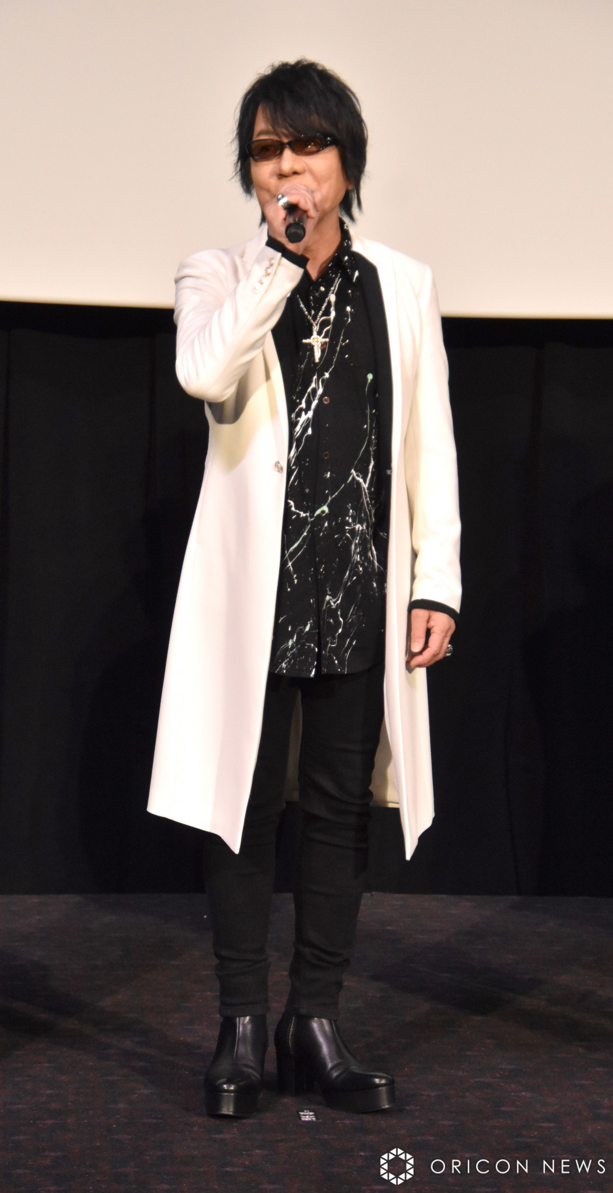l̊H1̃`Pbgƌ=fwqvmVX}CN -Division Rap Battle-xIv~Aʉ 䂠 (C)ORICON NewS inc. 