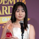 FRIDAYn40thLOwOf~[ܔ\E܃Zj[xɓoꂵ_e (C)ORICON NewS inc. 