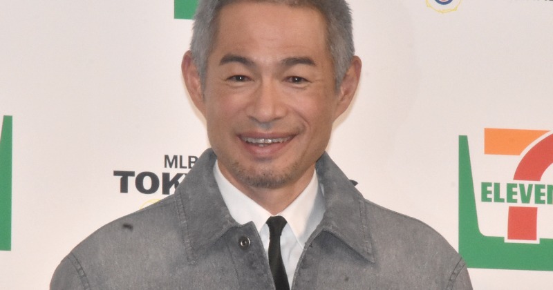 イチロー氏、鈴木誠也との共通点に苦笑い 「SUZUKI 51」ユニ飾っ