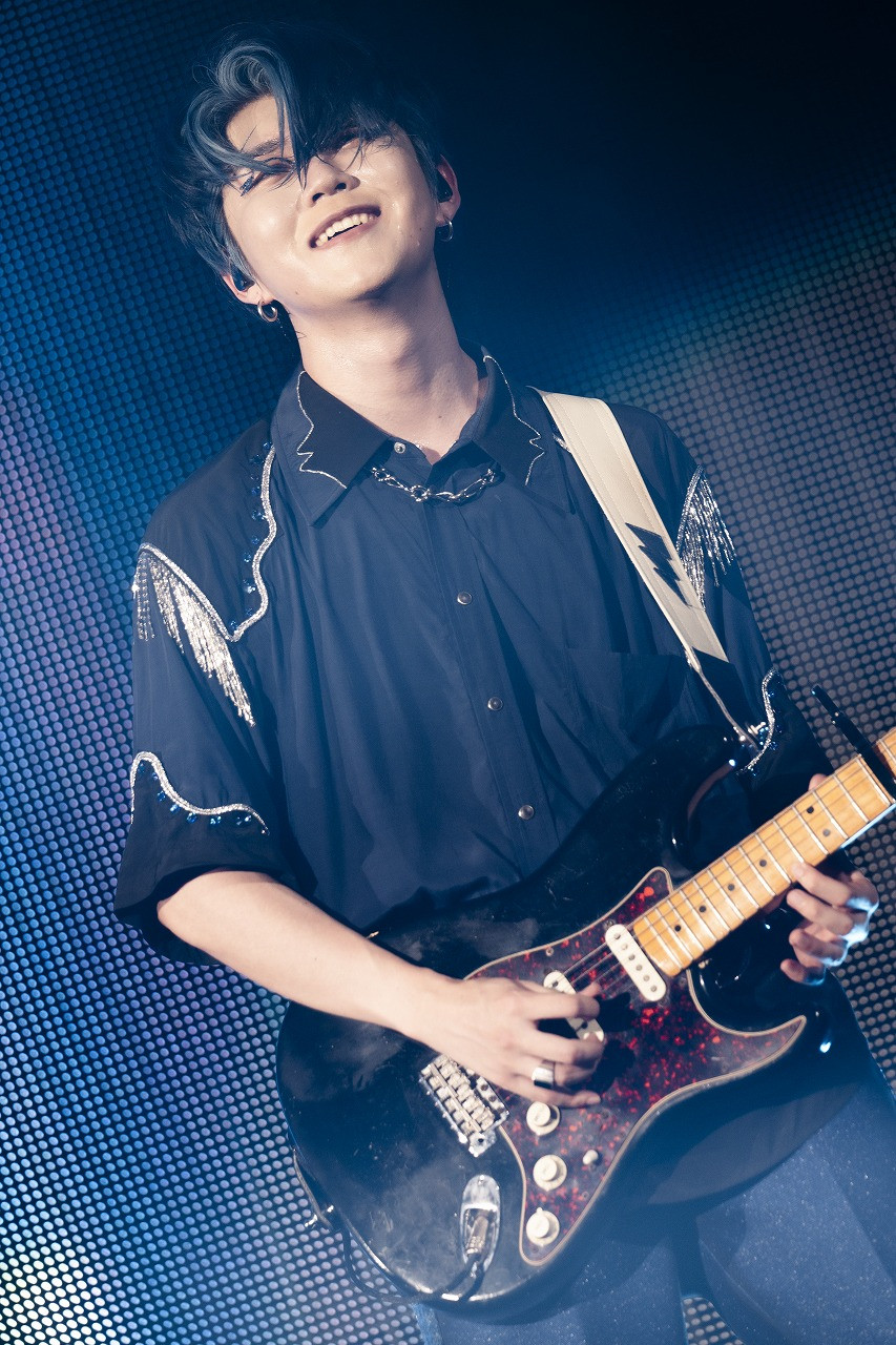 uMrs. GREEN APPLE [WƃFgE  v SPECIAL GREETING & CINEMA VIEWING  Cuʐ^(C)jo[T~[WbN Be/cYʐ^ 