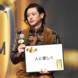 �w�U�E�v���~�A���E�����c�x�VCM���\��ɏo�Ȃ����I�_�M���W���[�iC�jORICON NewS inc. 