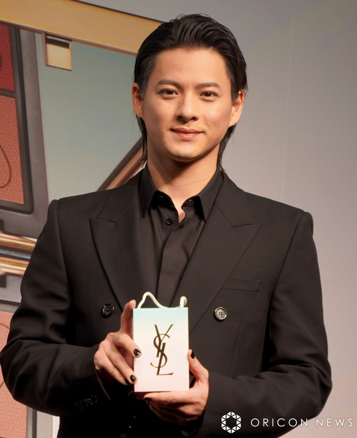 uVwCET[E{[eAoT_[x\&WEB CMIvɓoꂵNumber_iE쎇s (C)ORICON NewS inc. 