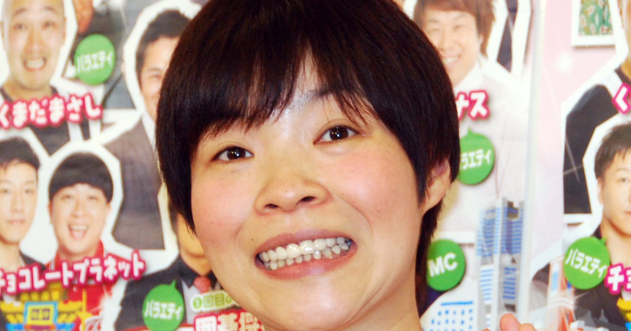 山田花子、誕生日迎えた夫を“顔出し”「相変わらずのイケメン」「笑顔も幸せそう」 長男・次男との乾杯3ショット公開