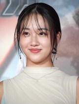 �f��w�L���v�e���E�A�����J�F�u���C�u�E�j���[�E���[���h�x�W���p���v���~�A �t�H�g�R�[���ɓo�d�����V�Ĉ� �iC�jORICON NewS inc. 