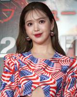 �f��w�L���v�e���E�A�����J:�u���C�u�E�j���[�E���[���h�x�W���p���v���~�A �t�H�g�R�[���ɓo�d�������c�j�R�� (C)ORICON NewS inc. 