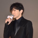 �𕿂́u�v���b�V���[�v�������Ɩ��������Óc�����Y���f��w���_�~�Ձx�̊�����I���ʉ� �iC�jORICON NewS inc. 