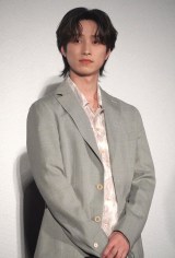 上村謙信 関哲汰 フォトグレイ 上村謙信＆関哲汰、仲良し＆シリアスな“ニコイチ”場面写真公開