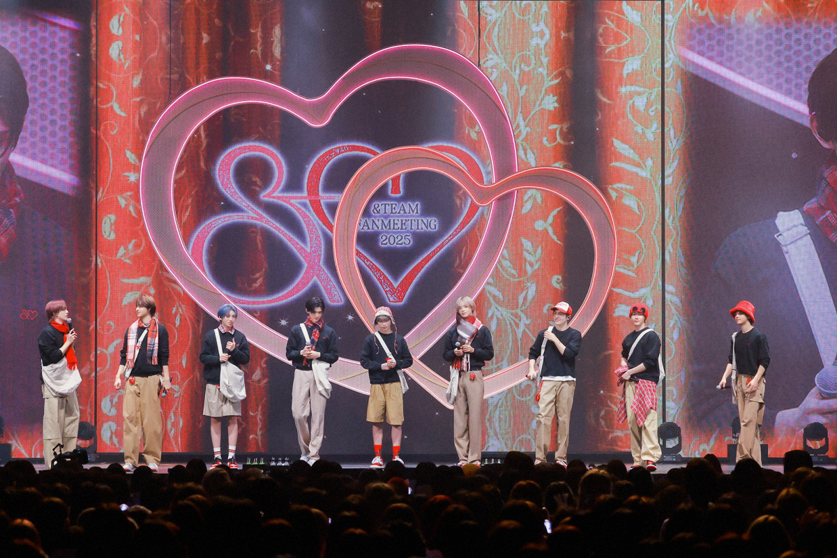 w2025 &TEAM FANMEETING &(=n[g)x 