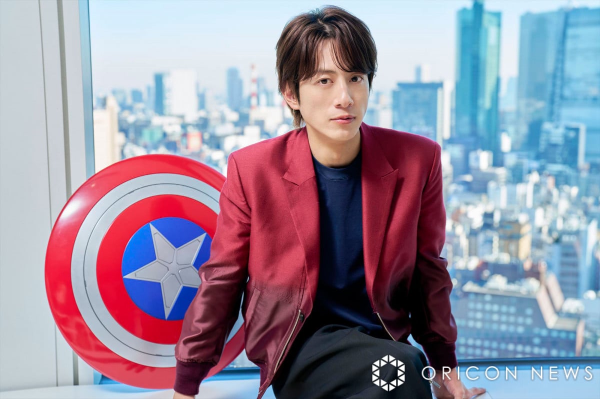 �T���E�E�B���\���i���F�A���\�j�[�E�}�b�L�[�j�̐��ւ�S������a�[�~�����w�L���v�e���E�A�����J�F�u���C�u�E�j���[�E���[���h�x�i���J���j�i�B�e�F�����Ď��j �iC�jORICON NewS inc.