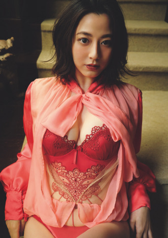 Bibian 比比昂 - 【直質サイン本】初版 帯付き 杉本有美写真集