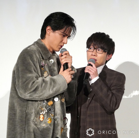 劇場アニメ『ベルサイユのばら』大ヒット記念舞台あいさつに登壇した（左から）武内駿輔、豊永利行 （C）ORICON NewS inc. 