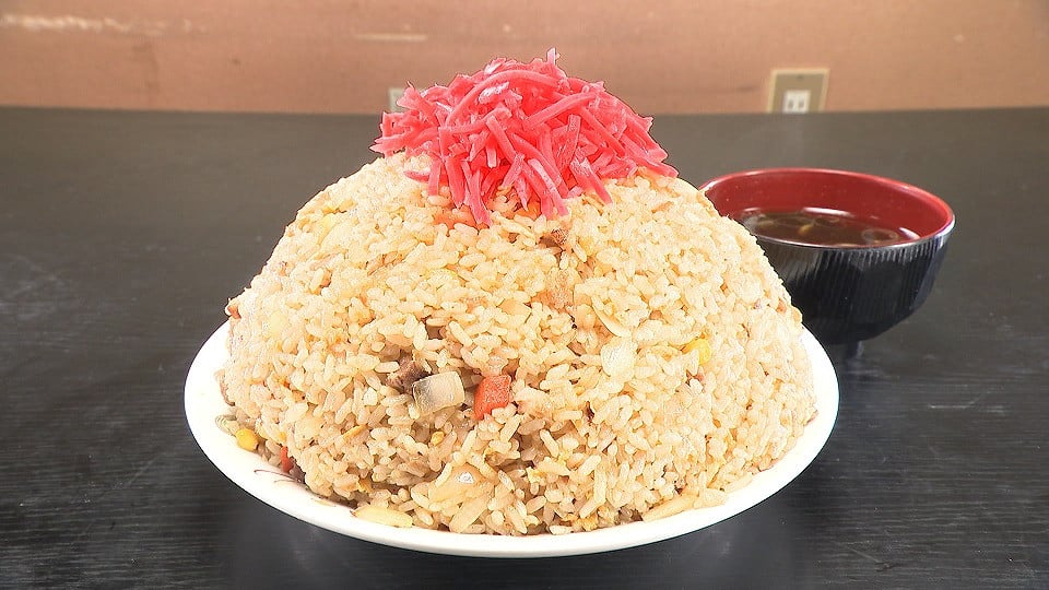 オモウマい店』、「喜味屋食堂」が登場 白米約3合のチャーハン大盛り
