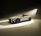 �w�����Z�f�XAMG SL 63�x�ɓ��ʎd�l�ԁuGolden Coast�v�o�� ���{����5���3360���~ 