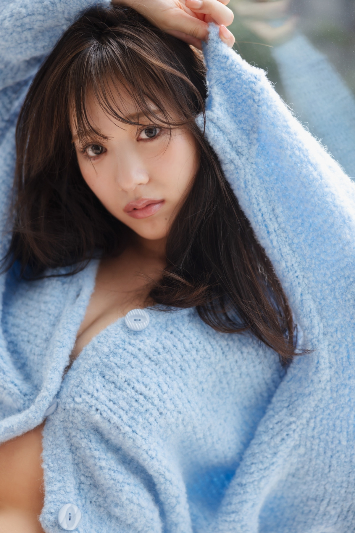 ちびT巨乳 令和最高峰のカーヴィーボディ”横野すみれ、色気全開 『FRIDAY』アザーカット到着「色っぽさに磨き」 | ORICON NEWS