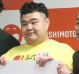 �g�{���ƁA���ږx�ɐV���� ���^�����ꂽ�̂́gYouTube�o�^�Ґ�280���l�h�|�l 