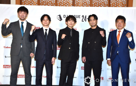 『第一生命 D.LEAGUE』25-26 SEASONのプレスカンファレンスに出席した（左から）神田勘太朗、佐上峻作氏、EXILE NAOTO、EXILE HIRO、平野岳史氏 （C）ORICON NewS inc. 