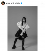 画像・写真 | 石井杏奈、“絶対領域”のぞく美脚コーデ「艶っぽい