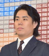 �y�C�����l�A�z�ߘa���}���E����܁g�f�荞�݁h�ɔ����u���Ȃ��v ���^�r���őސ� 