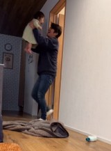 �������Ă��܂��Ă����������ȃp�p�B�i�摜��@playful_style�j 