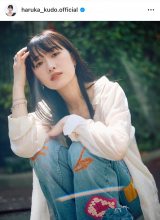 工藤遥 ピンポス 画像・写真 | 工藤遥、透け太もも・変形トップスで斬新肌見せ