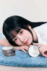 �؍��R�X���uLUNA�v�V�O���[�o���A���o�T�_�[�ɏA�C����IVE�EREI 