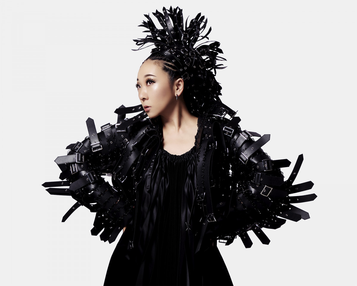 MISIA、新アルバム『LOVE NEVER DIES』ジャケット写真公開 「noir kei