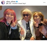 B'z���{�F�O�����䂩����Ƃ́g3�V���b�g�h�����J����LiSA�i�ʐ^�̓C���X�^�O�������j 