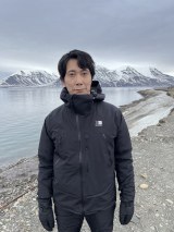 2024�N�ɕ������ꂽ�w�e���r�����J��60���N���ʊ�� JAPAN�v���W�F�N�g�x�̑�2�e�ɏo���������X�ؑ��V��(C)�e���r���� 