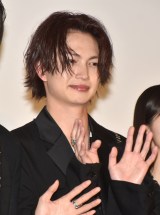 �f��w�l�����o�J�x�̊�����I���䂠�����ɓo�d�����j�[�i (C)ORICON NewS inc. 