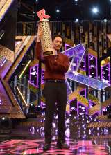 KTV�wR-1�O�����v��2025�x�D���҉�ɏo�Ȃ����F�c�I���iC�jORICON NewS inc. 