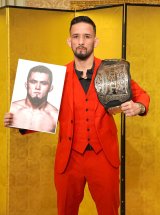 5��4���wRIZIN �j�Ղ�x�Ń��W���u�A���E�V�F�C�h�D���G�t�Ƒΐ킷��N���x���E�R�C�P �iC�jORICON NewS inc. 