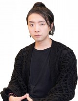 zꎁ 