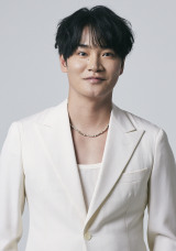 ���D�E�גJ�����A�����𔭕\ �w�S���̃I���t�F���Y�x�w�i���̋��l�x�ȂǂŊ���y�R�����g�S���z 